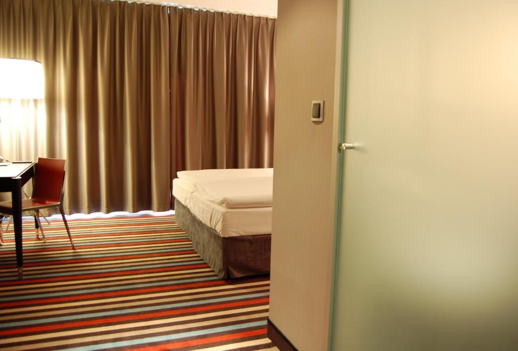 Silver Hotel & Gokart Center Szczecin Room photo
